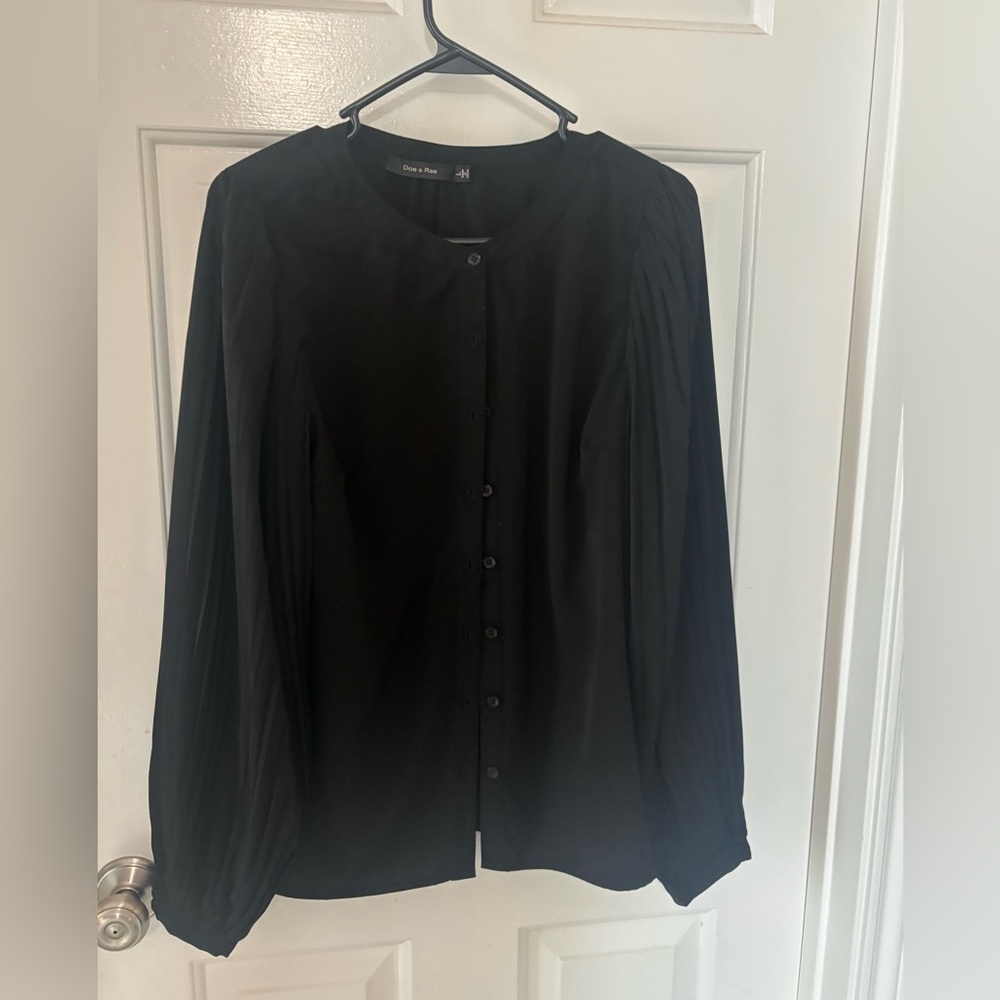Doe & Rae Black Blouse w/ Pleated Balloon Sleeves - like new